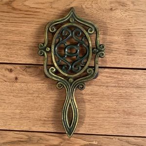 Beautiful vintage trivet for teapot and pots